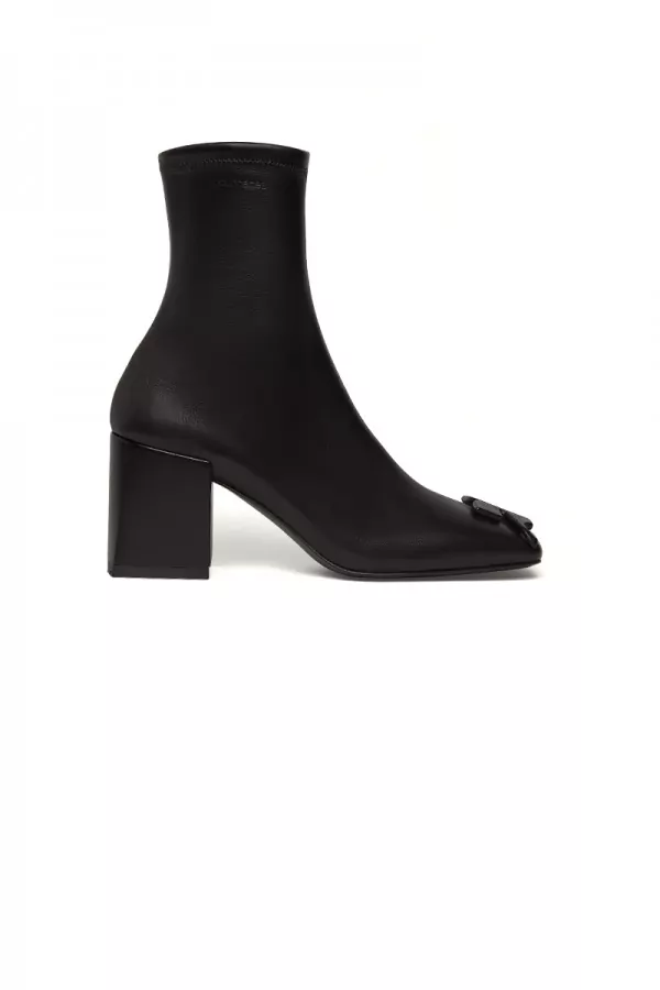 Black ankle boots heritage