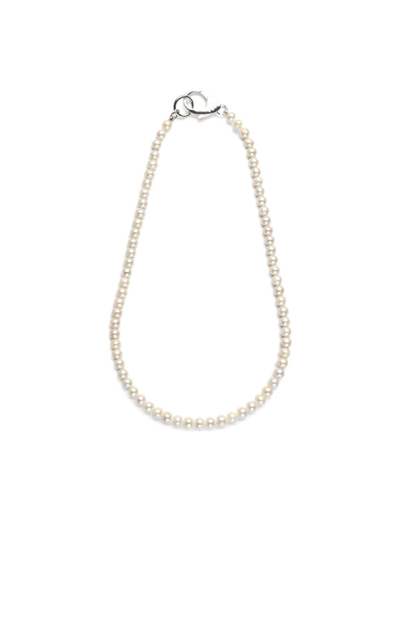 Classic pearl chain