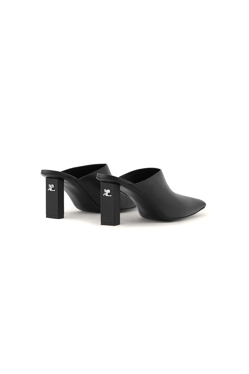 Courrèges Black smooth leather mules