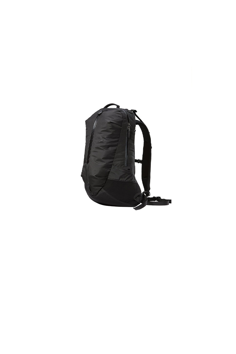 Arc'teryx Black arro 16 backpack
