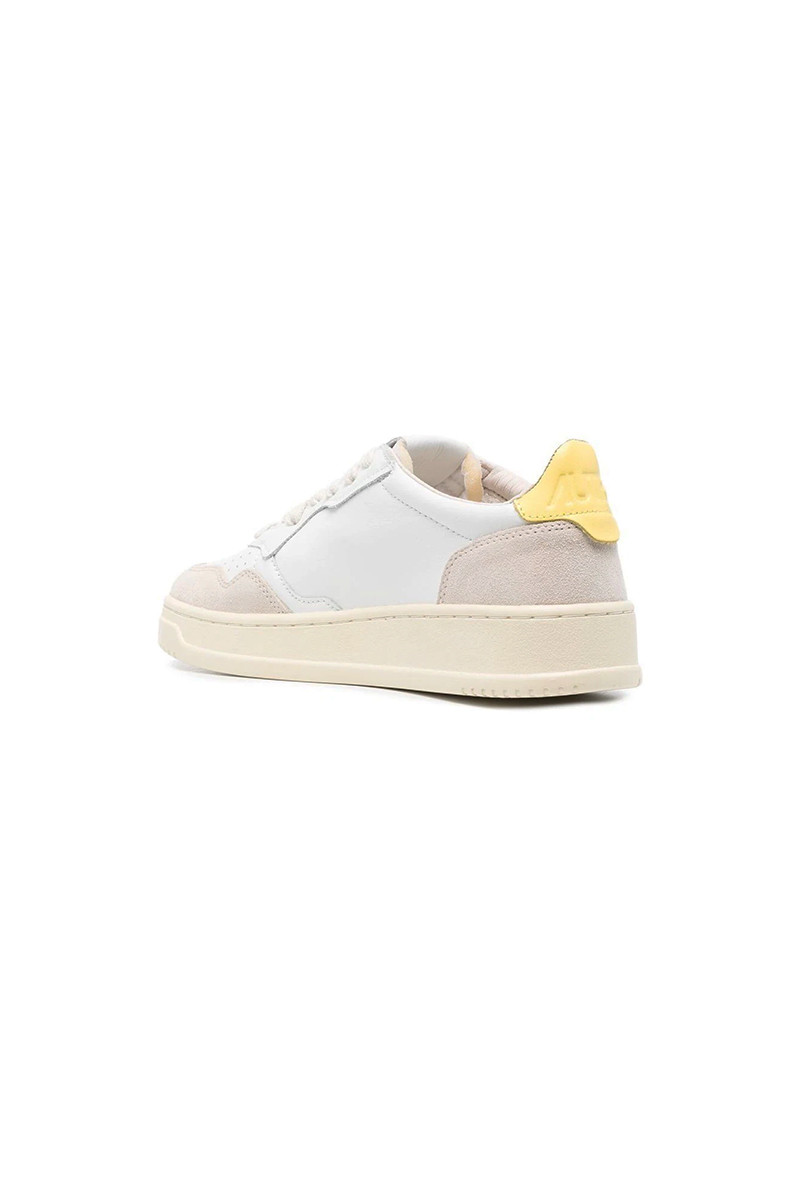 Autry Beige and yellow medalist low