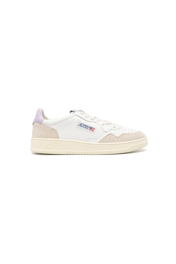 White and purple medalist low