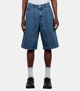 Short en denim à poche ronde