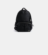 Daypack (l) tanker