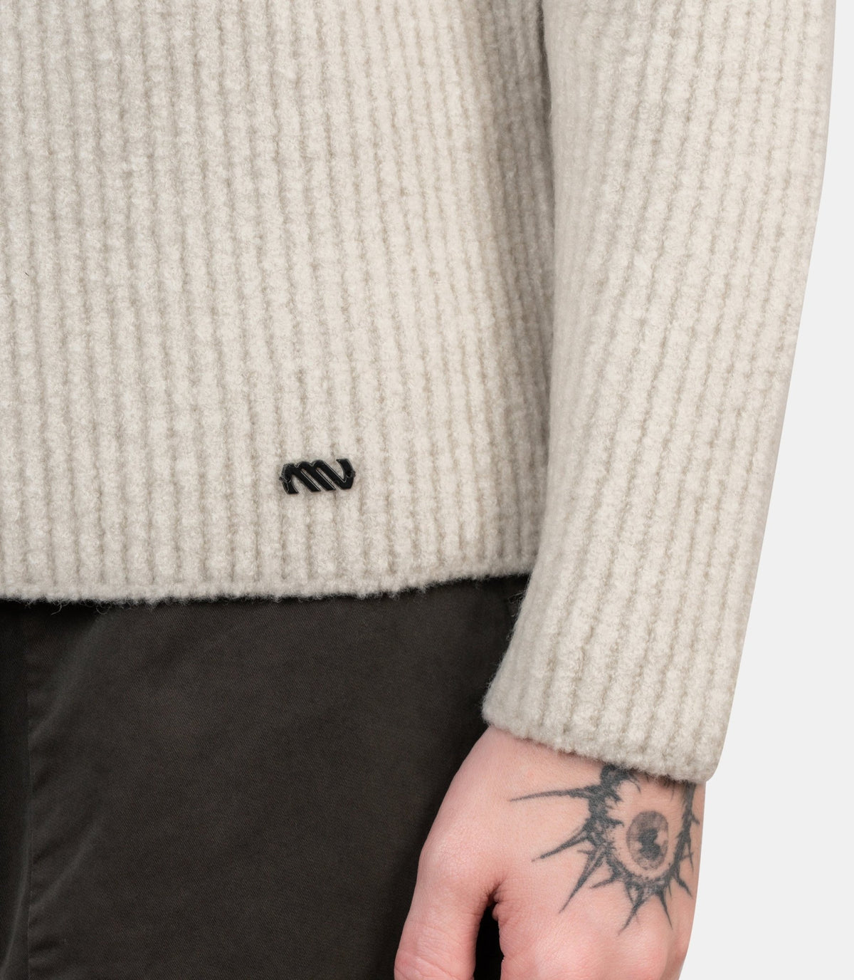 Cardigan boucle felted yarn-21MMKN016A-110784A-120-M-Massimo osti