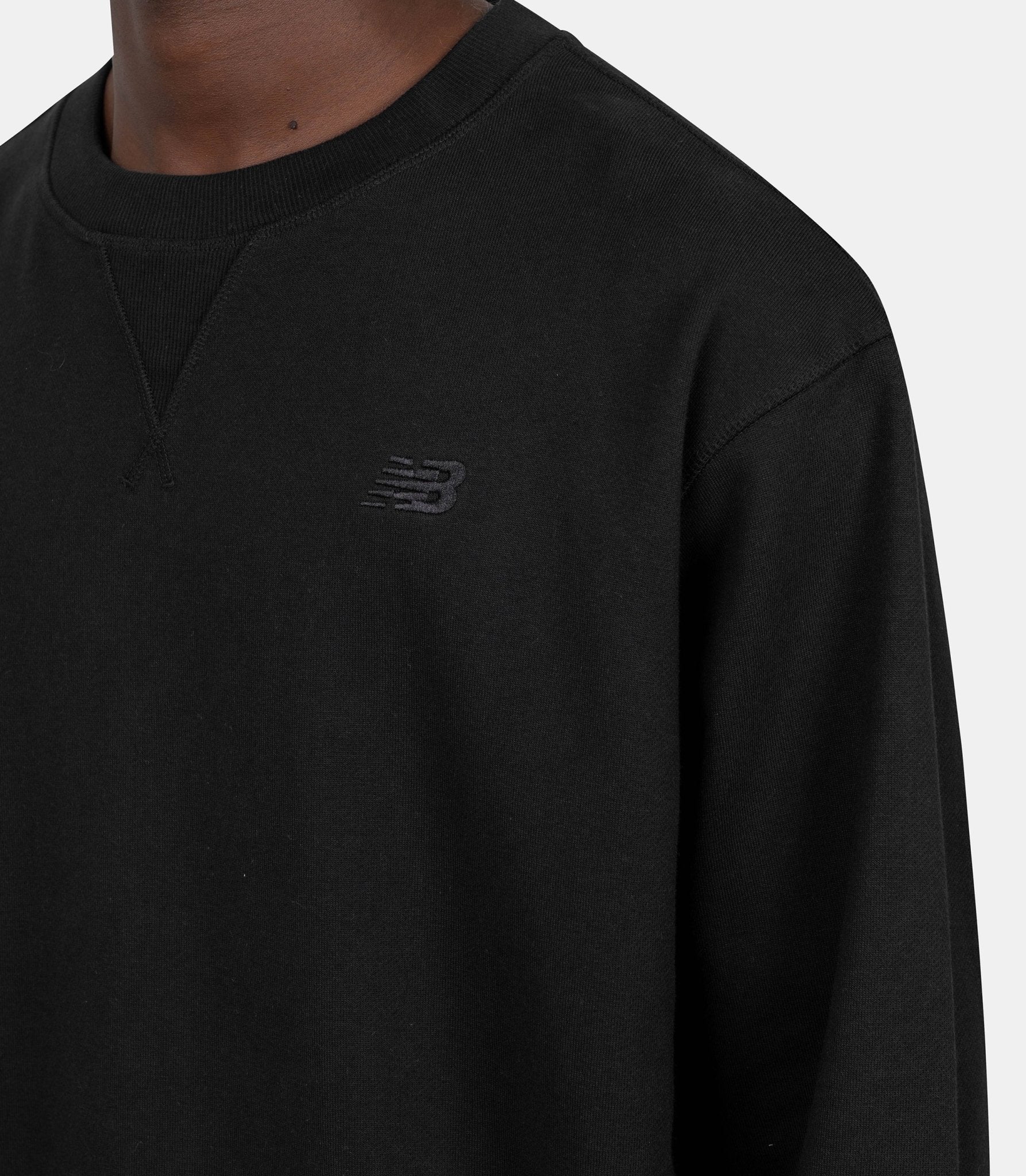 Crewneck Athletic - MT41506 - BK - S - New balance