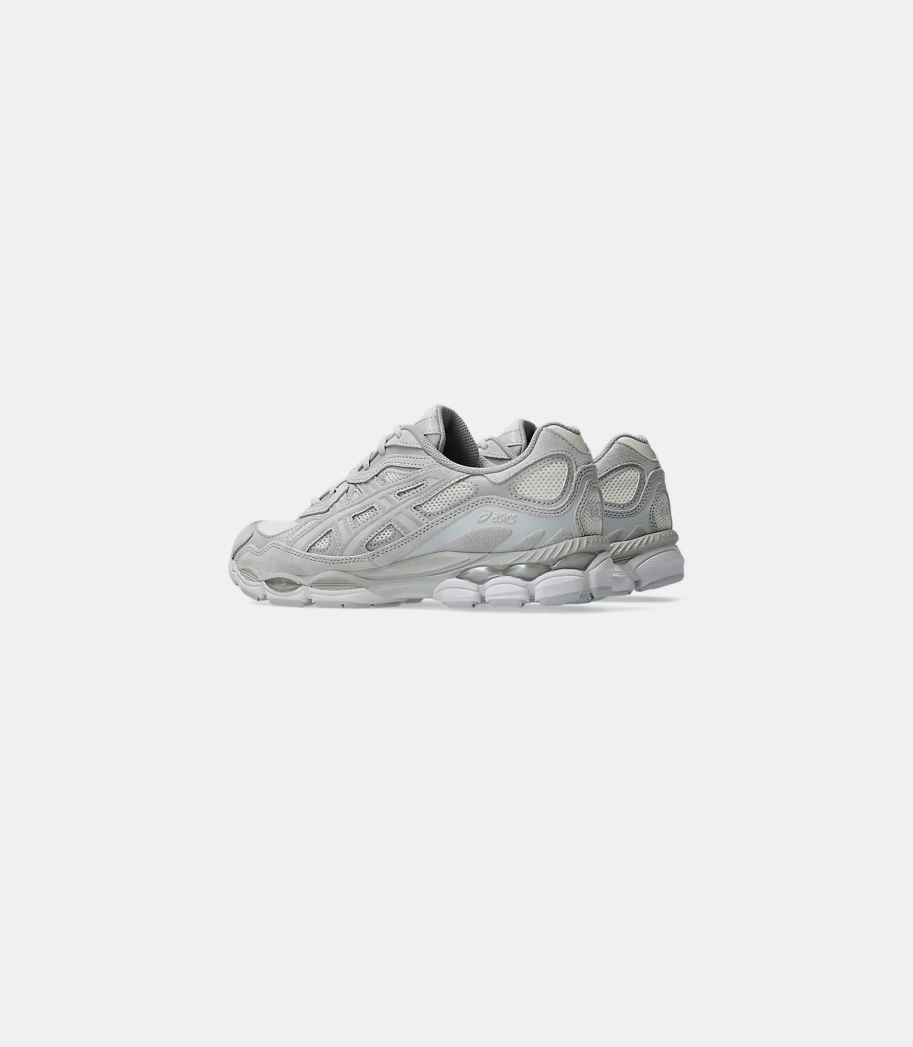 Gel-nyc-1203A663-101-40-Asics