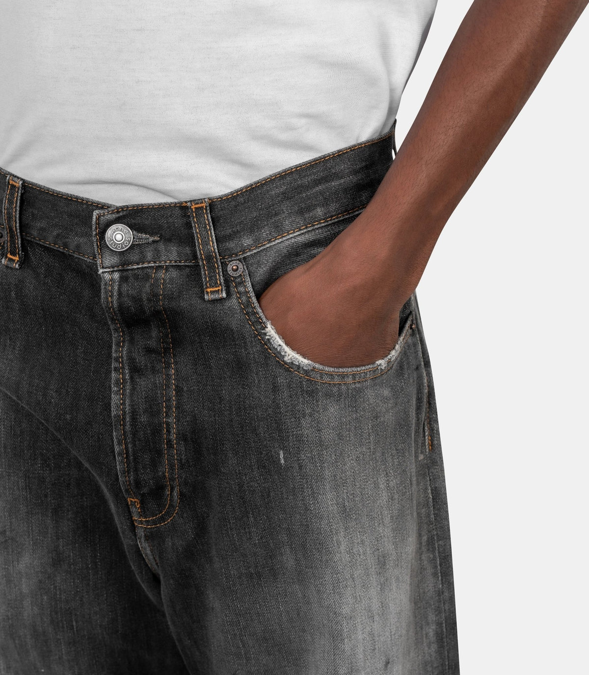 Jean 2021m trafalgar-B00393-900-30/32-Acne studios