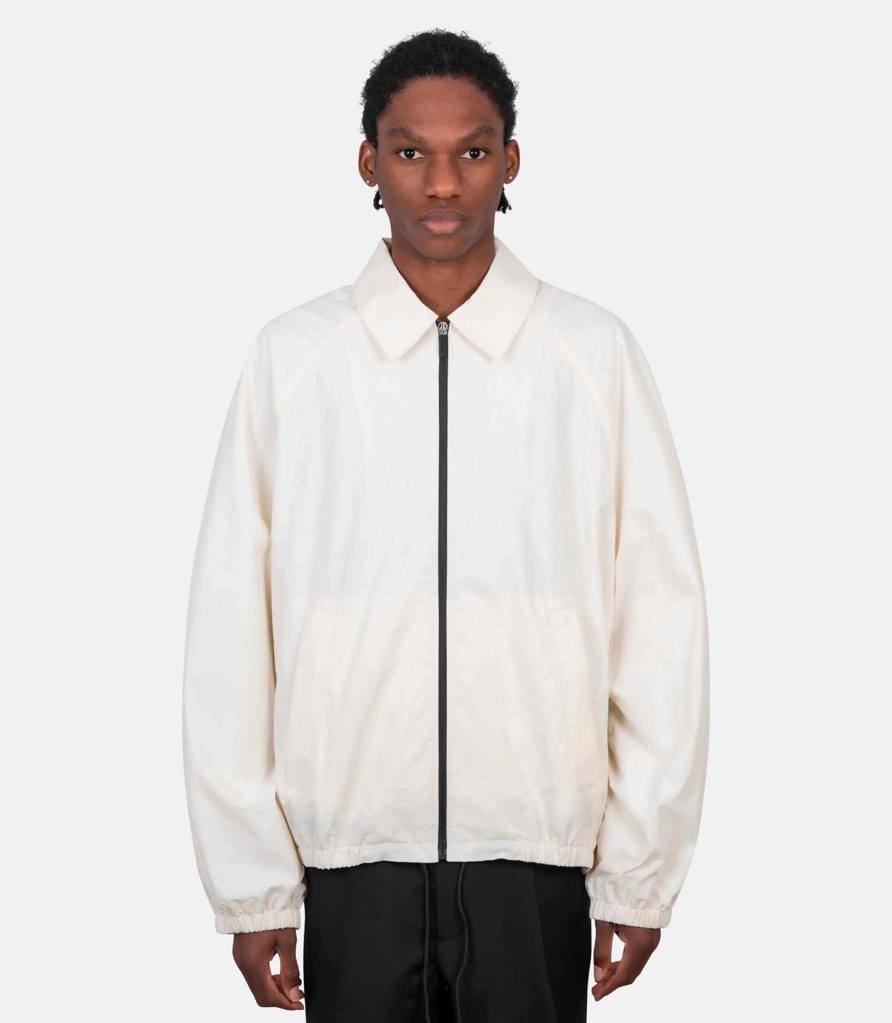 Le coupe - vent - 26EOUM00139AW00645-100-46 - Jacquemus