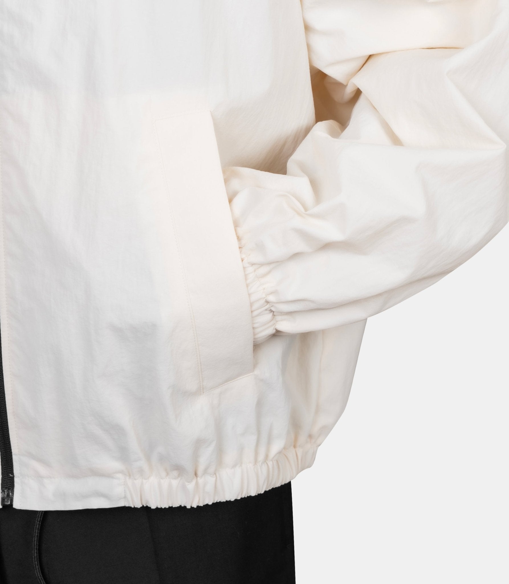 Le coupe - vent - 26EOUM00139AW00645-100-46 - Jacquemus