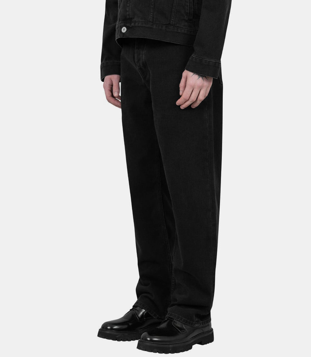 Le jean noirF - BP164 - CO187 - BL - 30Drôle de monsieur