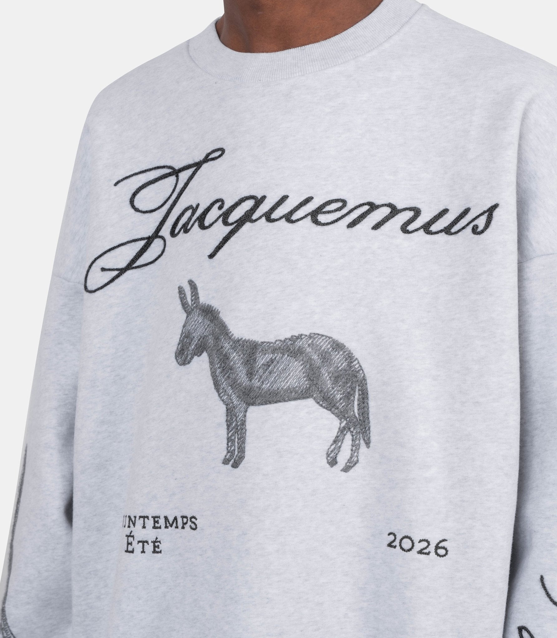 Le sweatshirt âne - 26ESSM00314AJ00174-9DS-XS - Jacquemus