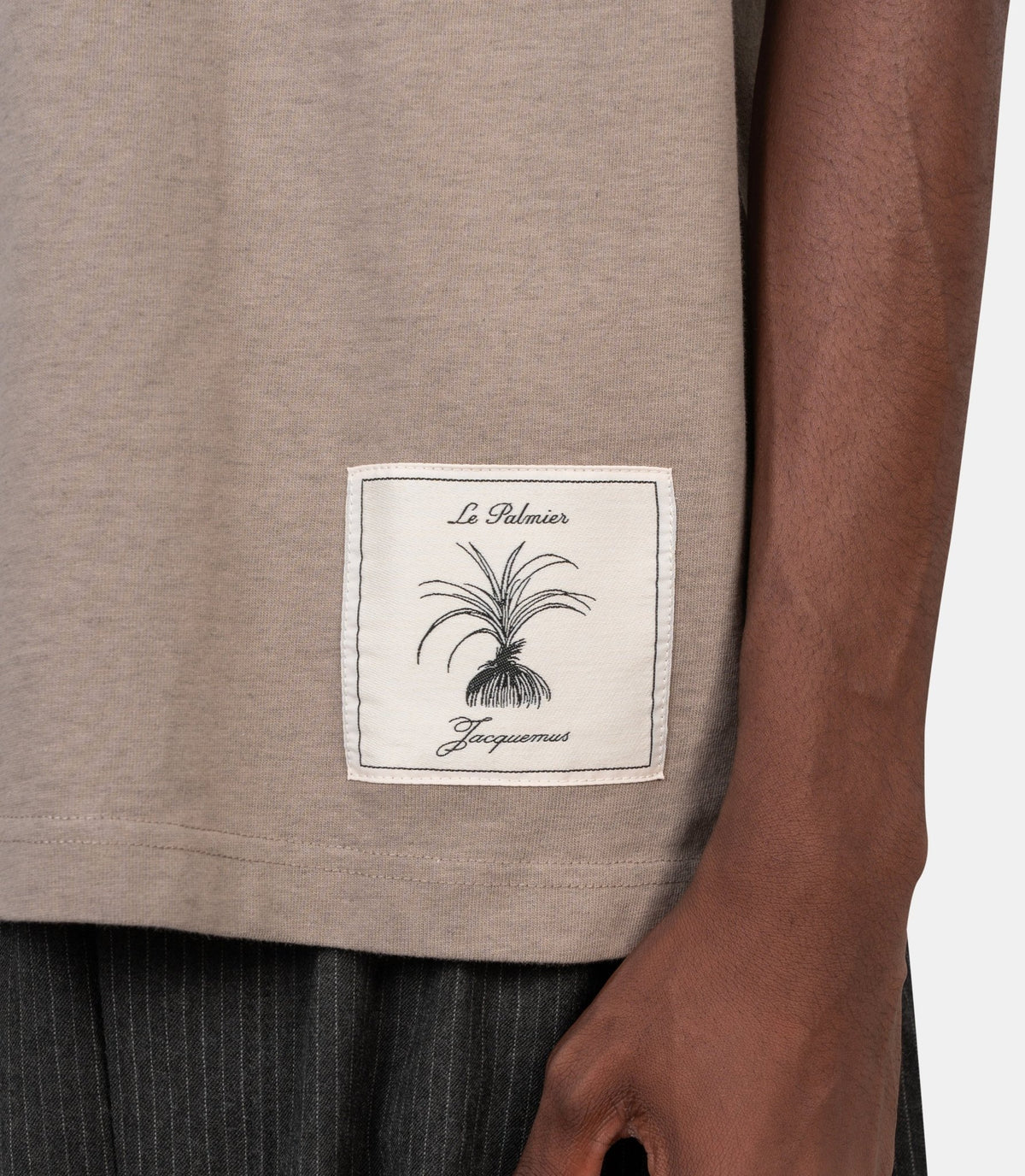 Le t-shirt torneo-26HTSU00334AJ00045-150-XS-Jacquemus
