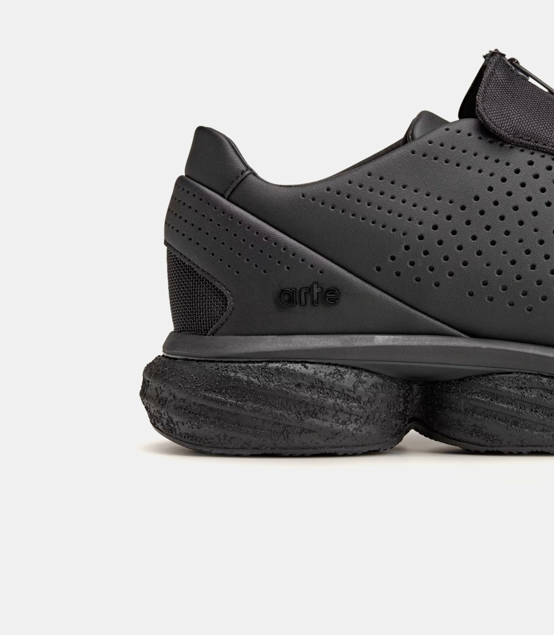 Lightblaze pod x arte - KJ1282-41 1/3 - Adidas