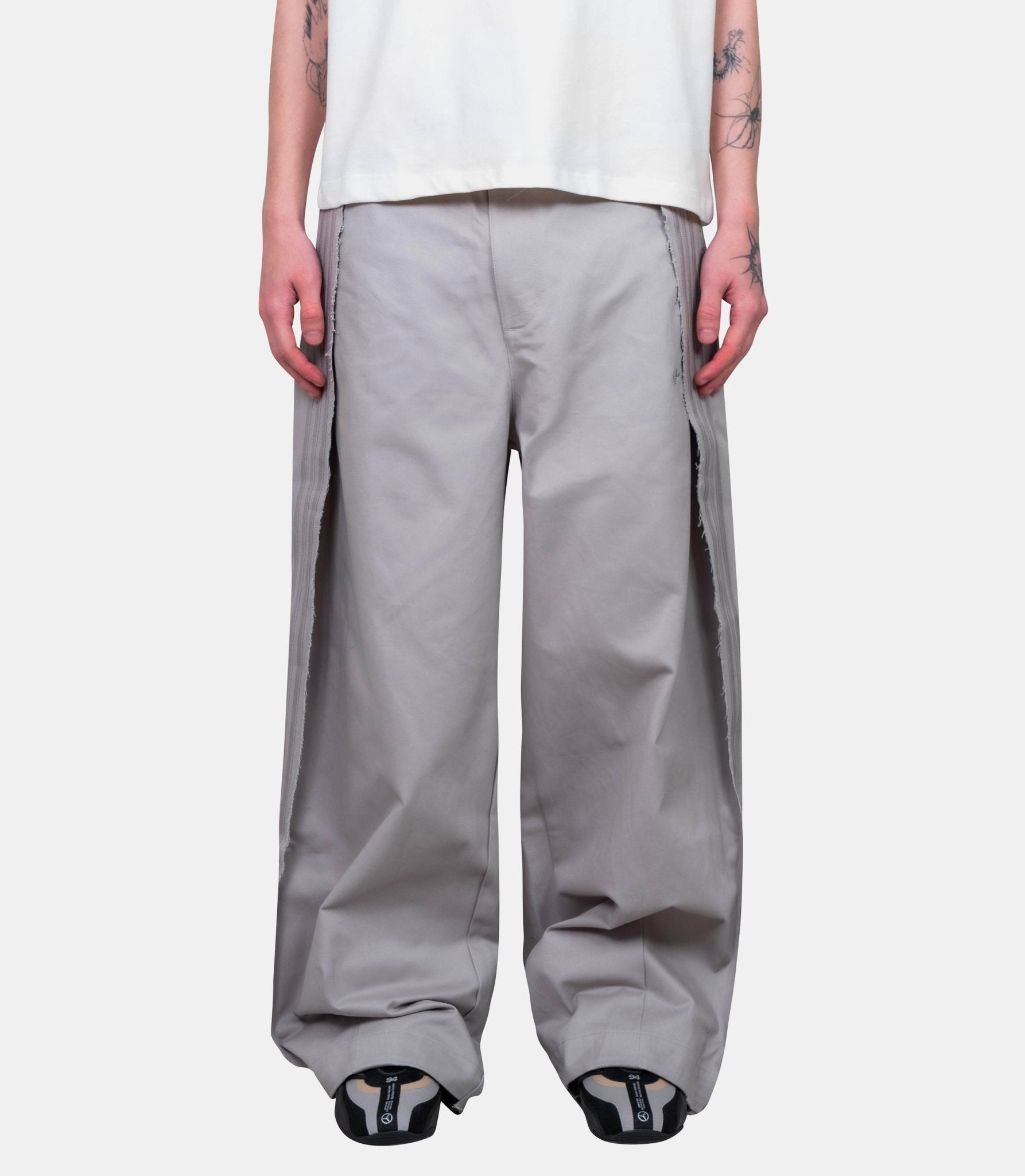 Pantalon bad bunny x mercedes - KD7595-S - Adidas