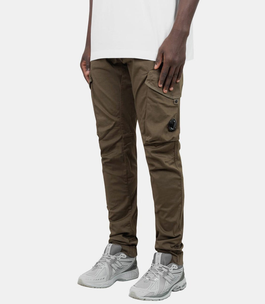 Pantalon cargo en satin stretch18CMPA058A - 0055694G - 683 - 46C.p. company