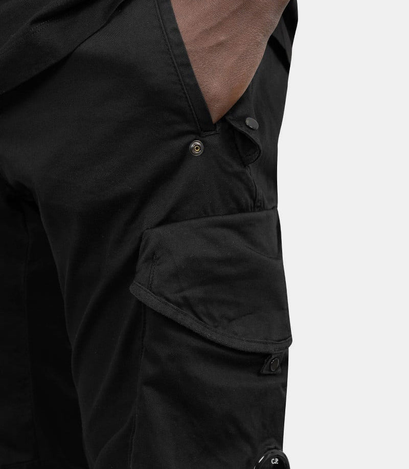Pantalon cargo en satin stretch18CMPA058A - 005694G - 999 - 46C.p. company
