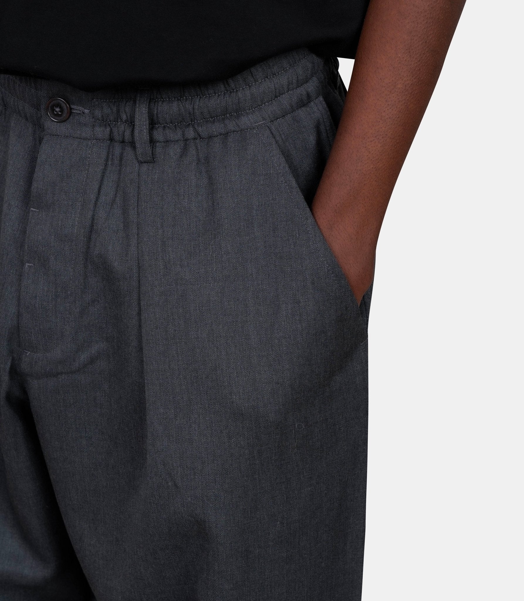 Pantalon de survêtement à plis - 33193 - charcoal - 28 - Universal works.