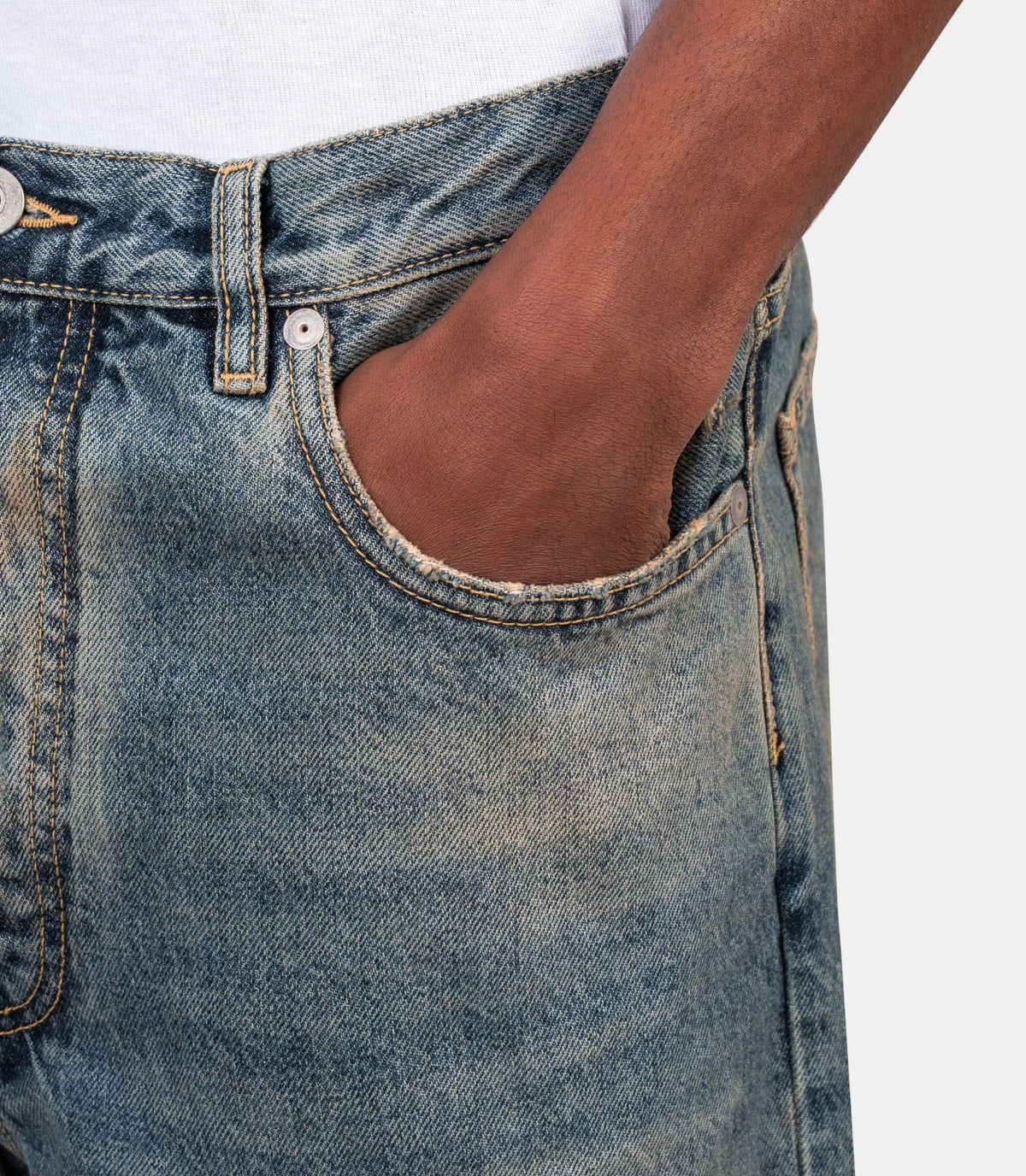 Pantalon en denim à effet usé--Maison margiela