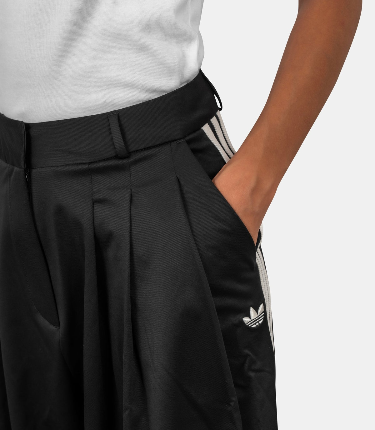 Pantalon pleated pt-KR9617-34-Adidas