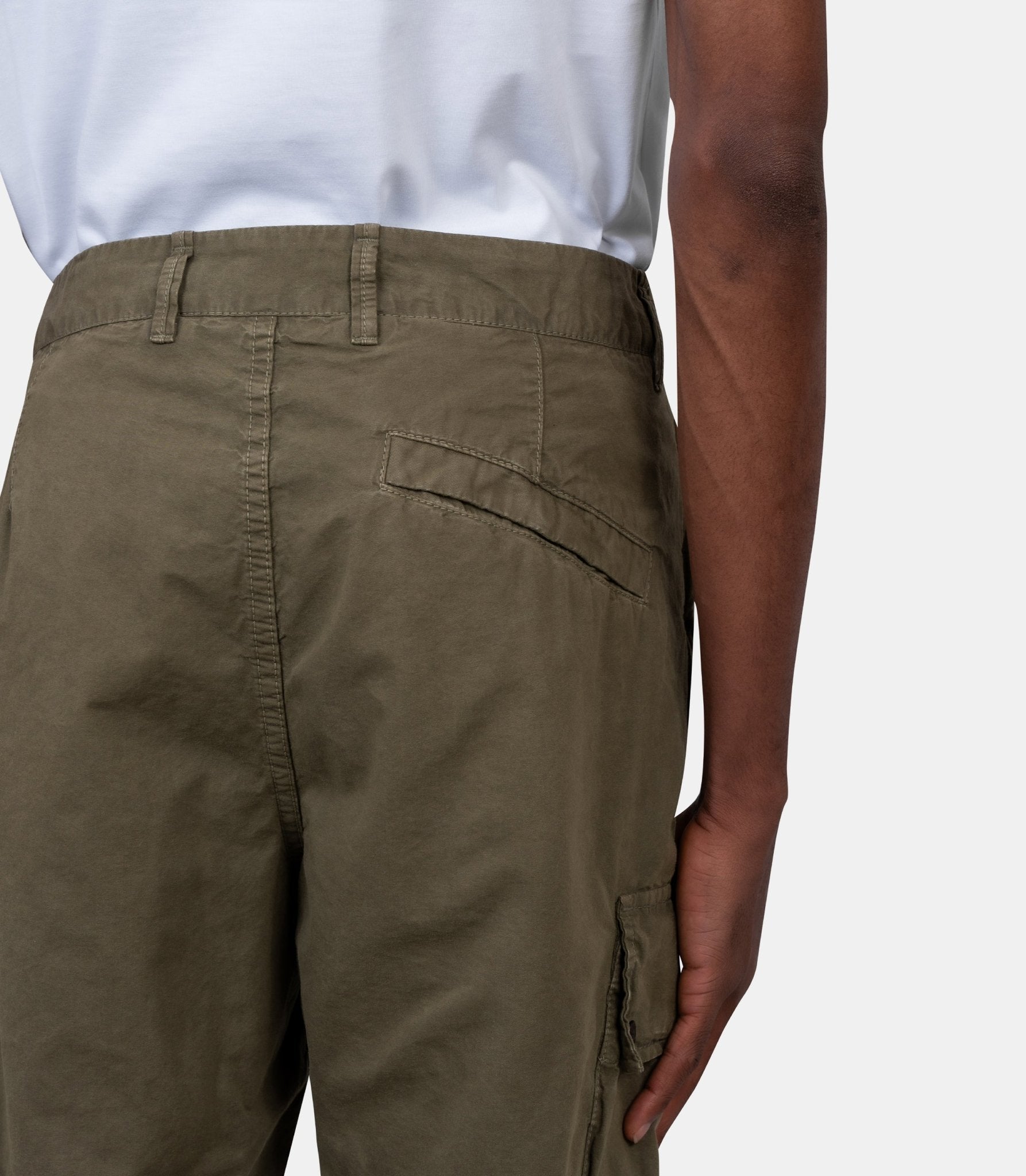 Short cotton canvas "old effect" - L1S15L100019S00WA-V015G-30 - Stone island