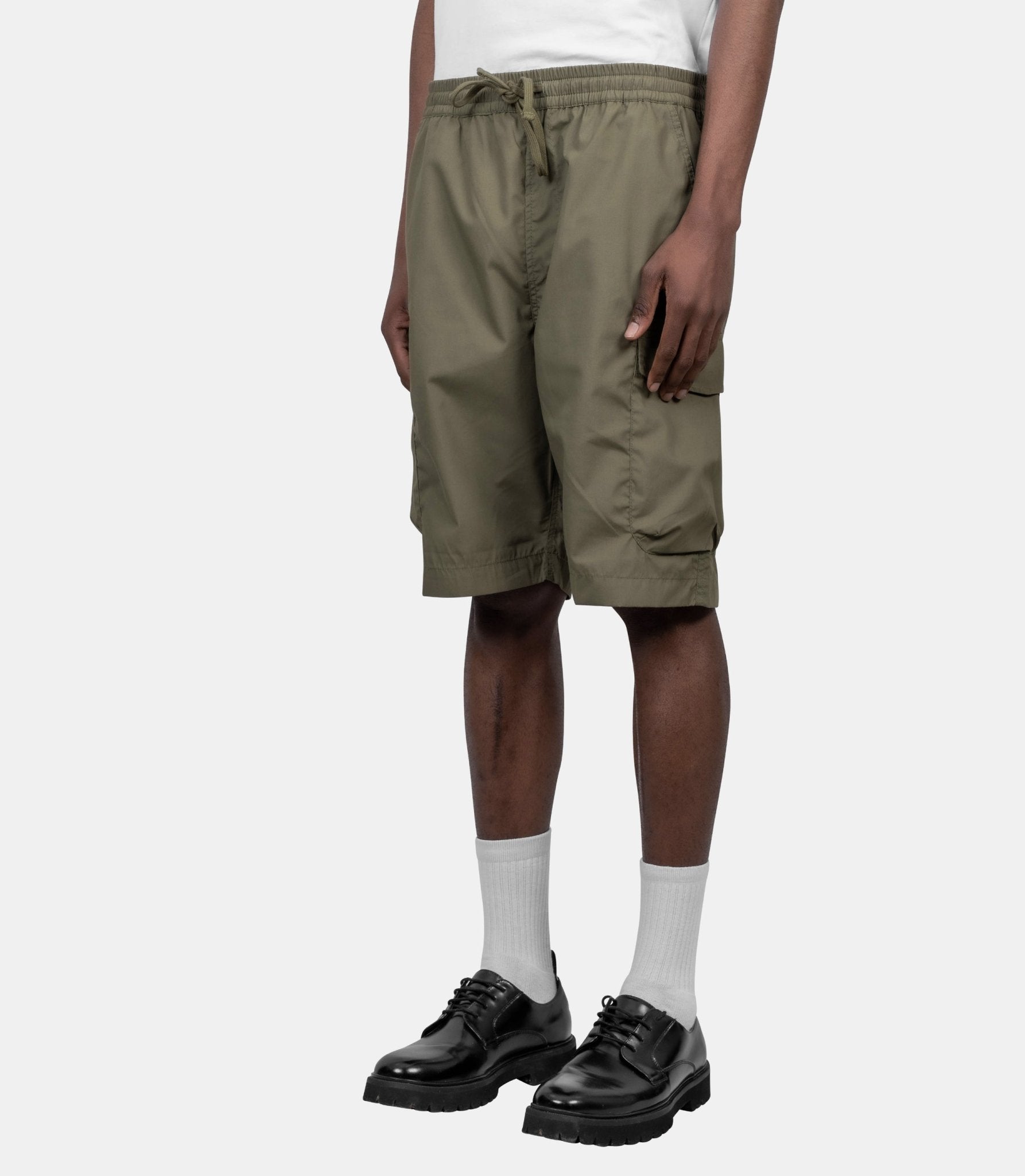 Short parachute - 34148-olive-28 - Universal works.