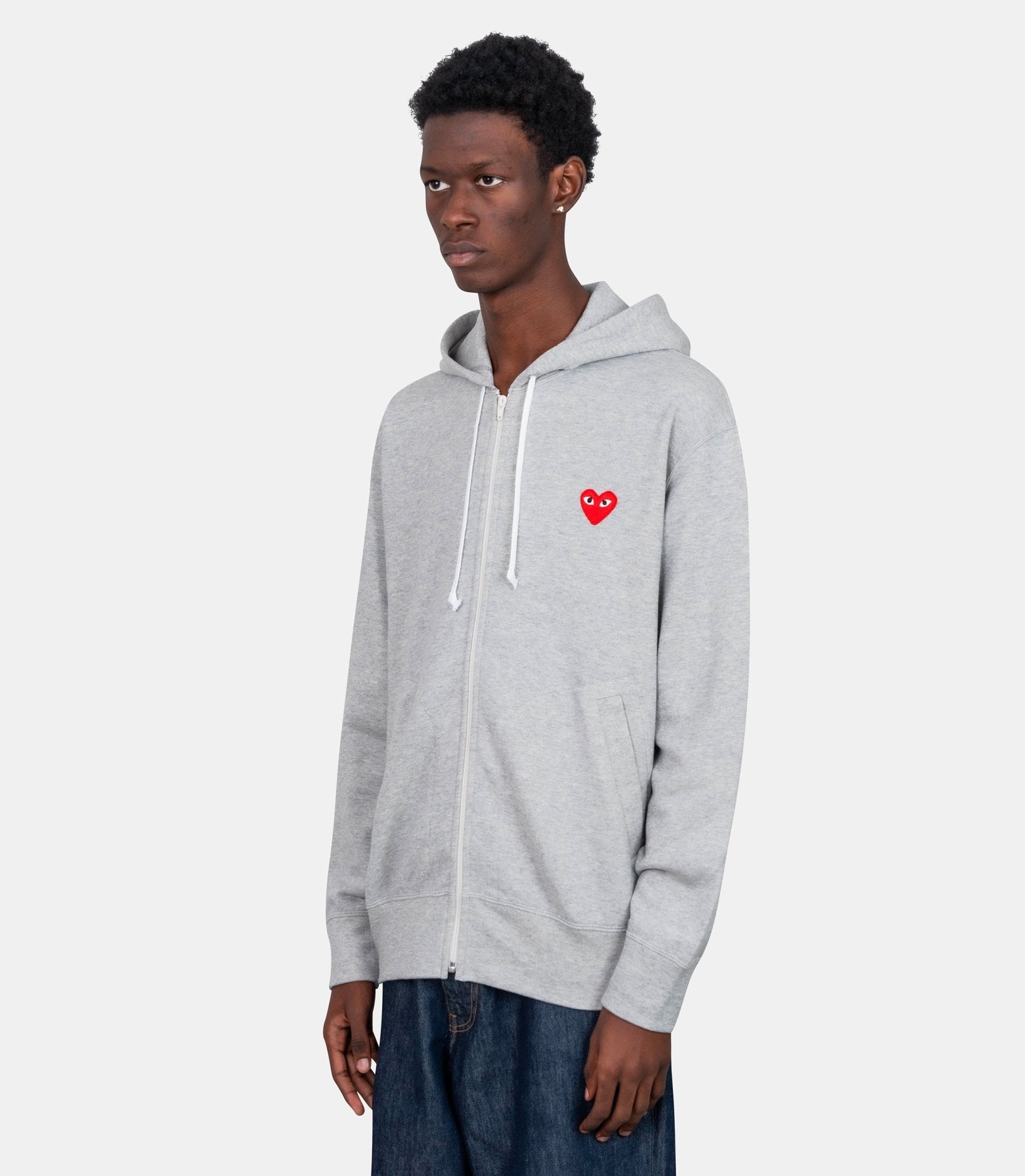 Sweatshirt tricoté avec emblème rouge - AX - T168 - 051 - 1 - S - Comme des garçons play