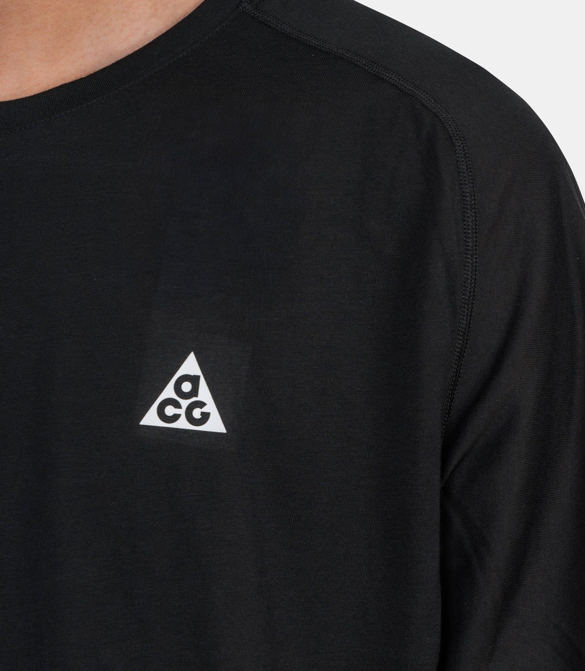 T-shirt acg solar chase-IO9677-010-S-Nike