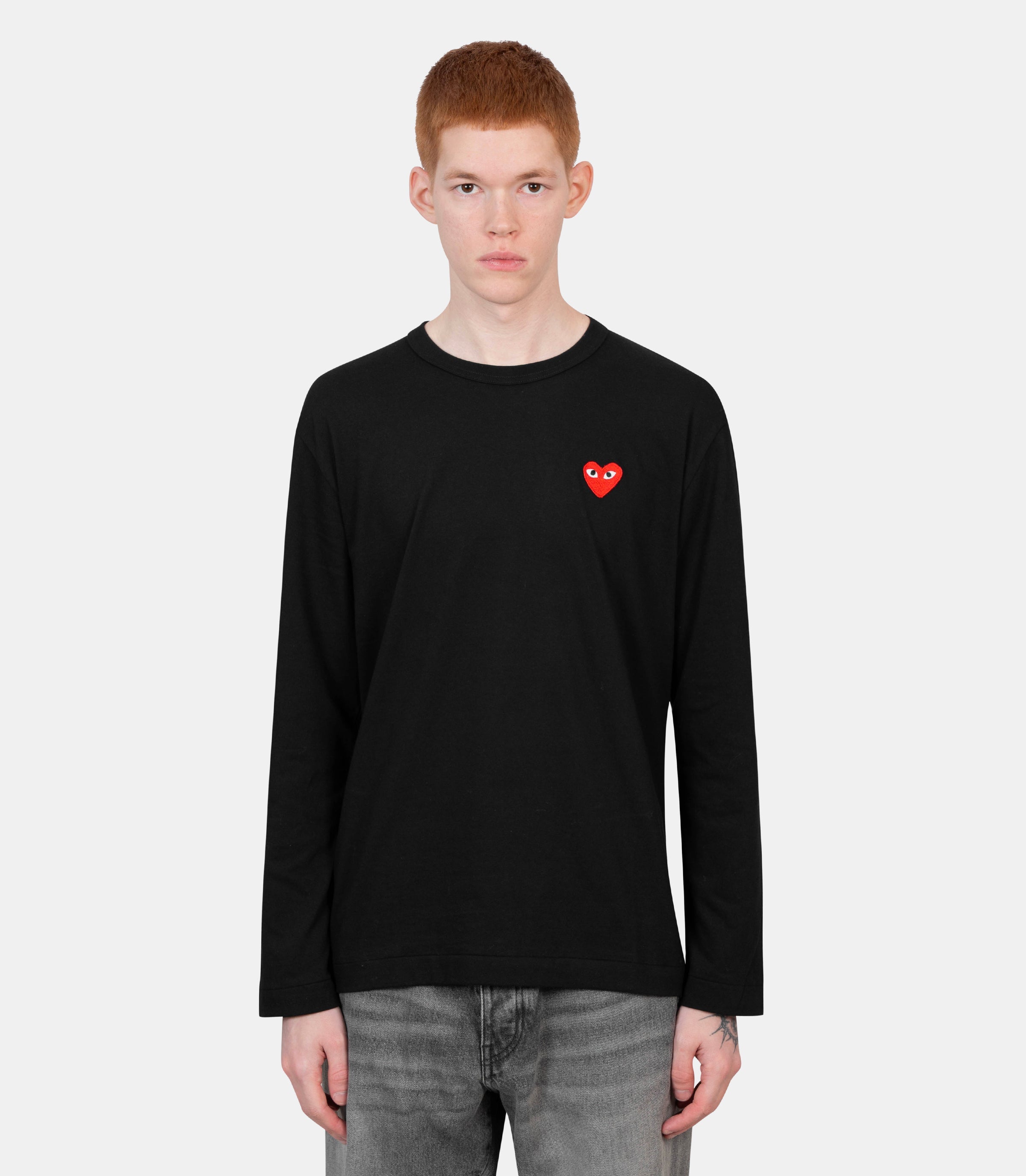 T-shirt emblème manches longuesAX - T118 - 051 - 1 - SComme des garçons play