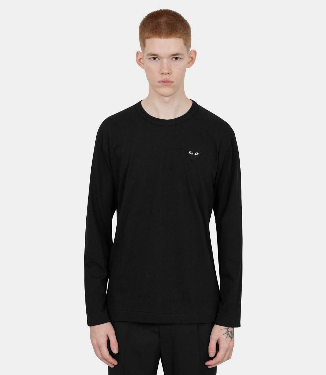 T-shirt emblème noir tricotéAZ - T120 - 051 - 1 - SComme des garçons play