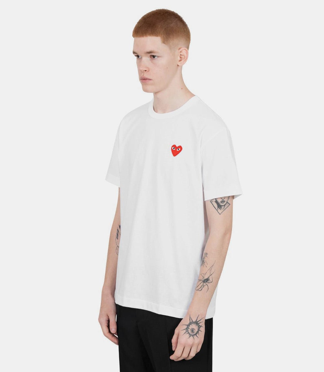 T-shirt emblème rouge tricotéAX - T108 - 051 - 2 - SComme des garçons play