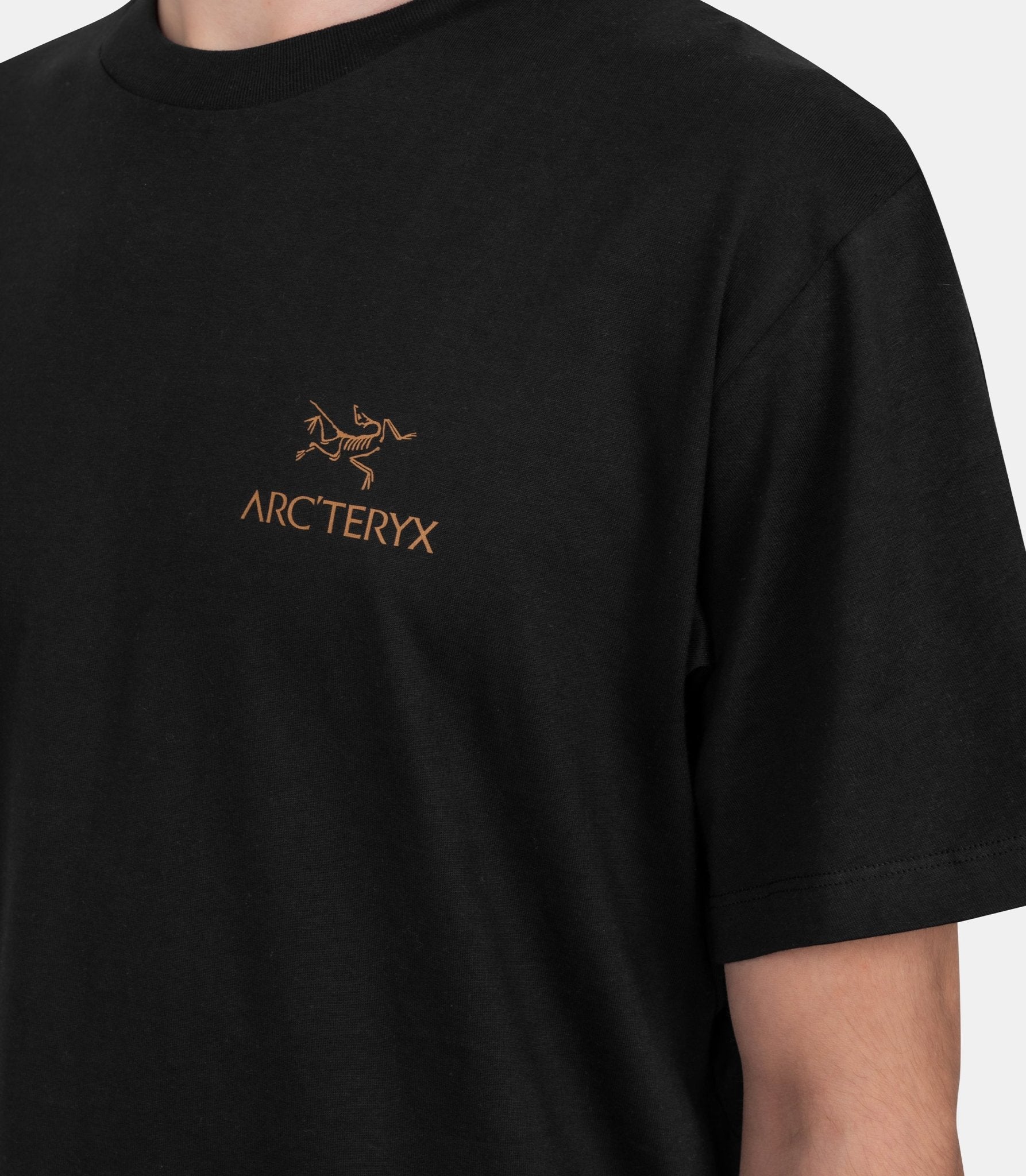 T-shirt kragg - X000009535-BLACK-S - Arc'teryx