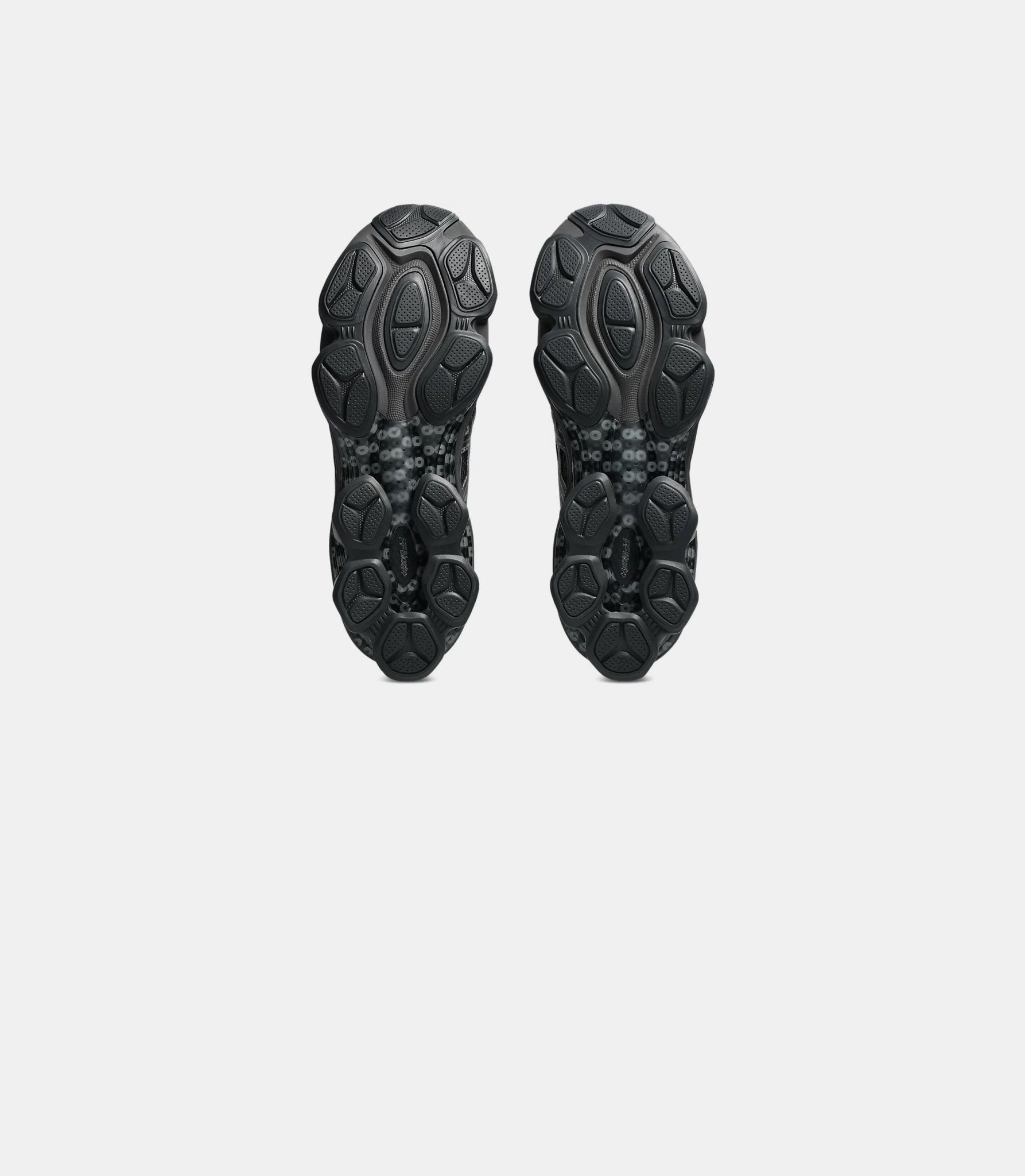 Us7 - s gel - kinetic fluent - 1203A973-020-37 - Asics